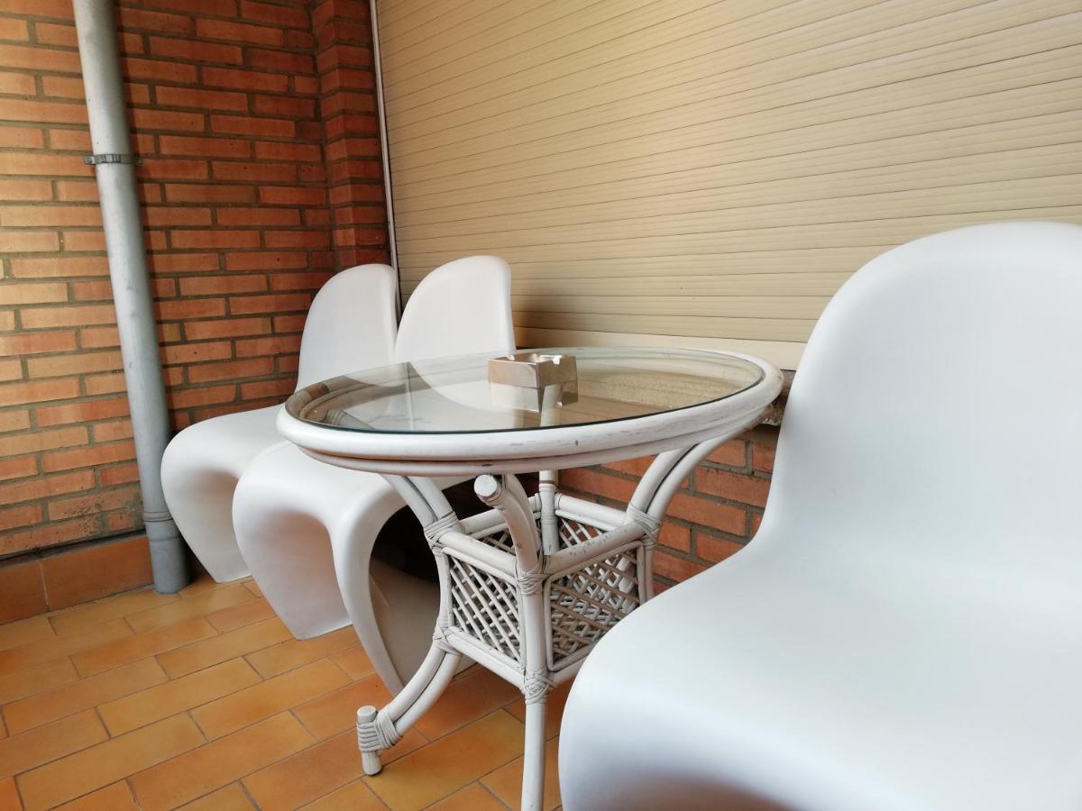 Apartamento León Arena Exterior foto